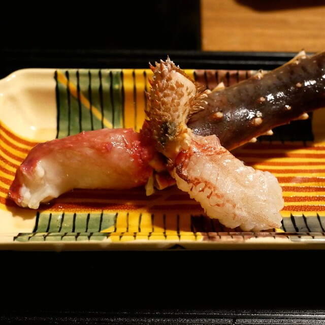 炙り・生タラバの盛り合わせ